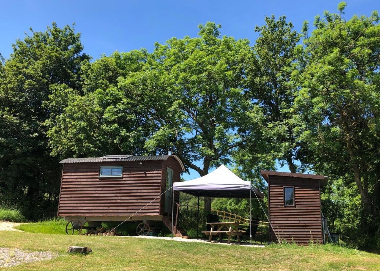The Shepherds Hut At The Shippen, Tiphayes Honiton Εξωτερικό φωτογραφία